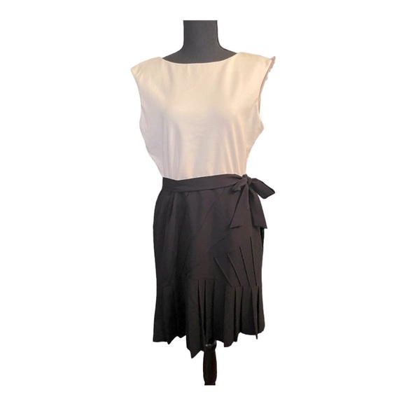Marvin Richards Black & Ivory Pleated Cocktail Dress | Classic Chic Size M - Picture 1 of 11